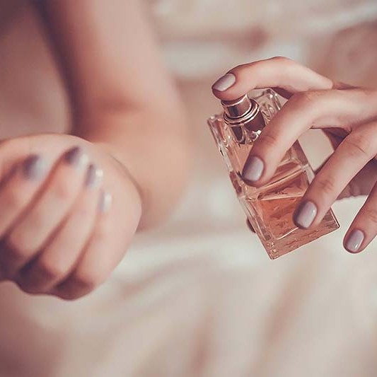 Doğru parfüm seçerken nelere dikkat etmelisiniz?