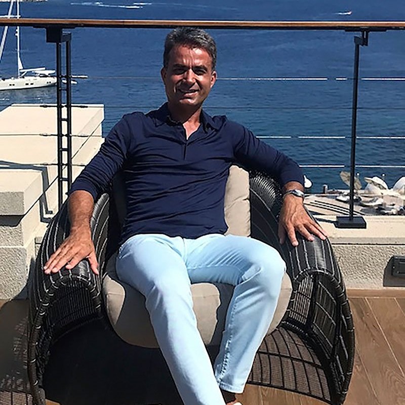 Komşu'dan restoran getirdi!