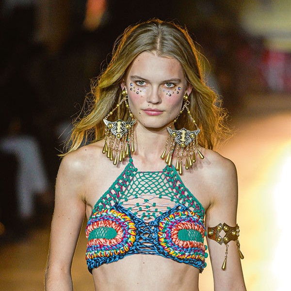 Tığ işi hakimiyeti