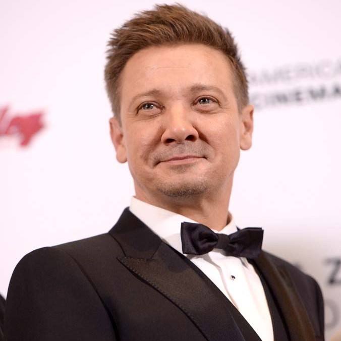 Ölümden dönen Jeremy Renner'ın sağlık durumu hakkında açıklama