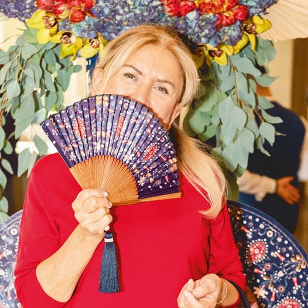 İstanbul'dan ilham alan yelpaze için özel davet