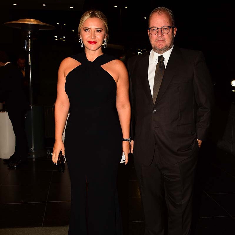 Oğullarıyla tatile gitti