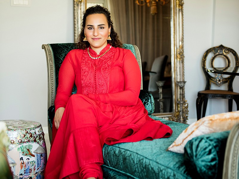 Haydarabad’dan döndü babasını toprağında ebediyete uğurladı