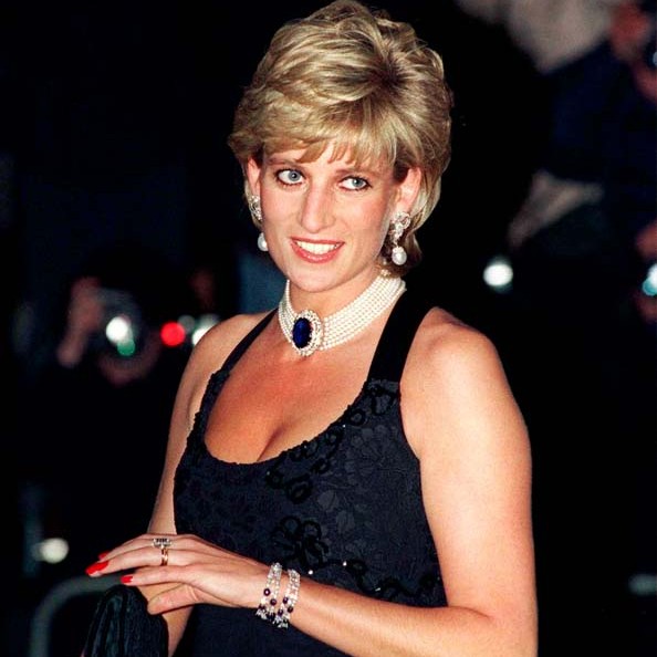 Prenses Diana'nın mektupları satışa çıkıyor