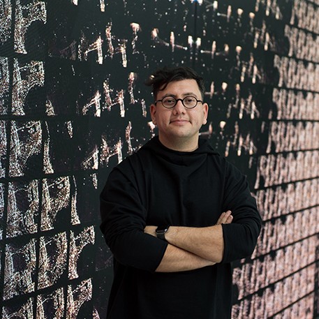 Refik Anadol depremzedelere yardım için kampanya düzenledi