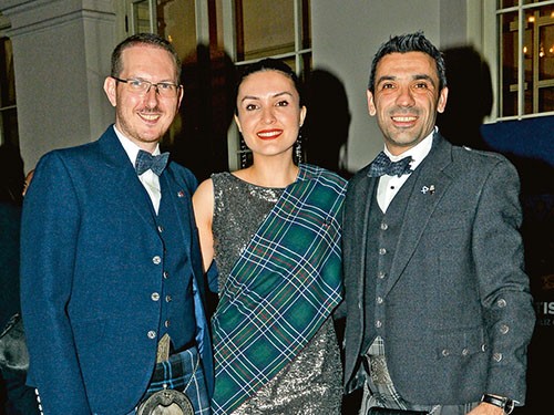 İstanbul'da İskoç şairi andılar