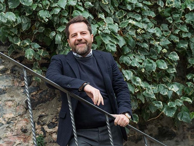 Hem transfer hem yardım