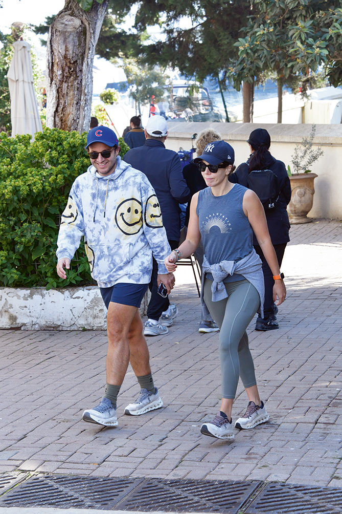 Şamdan Plus Objektifinden Caddelerde Ünlü İsimler