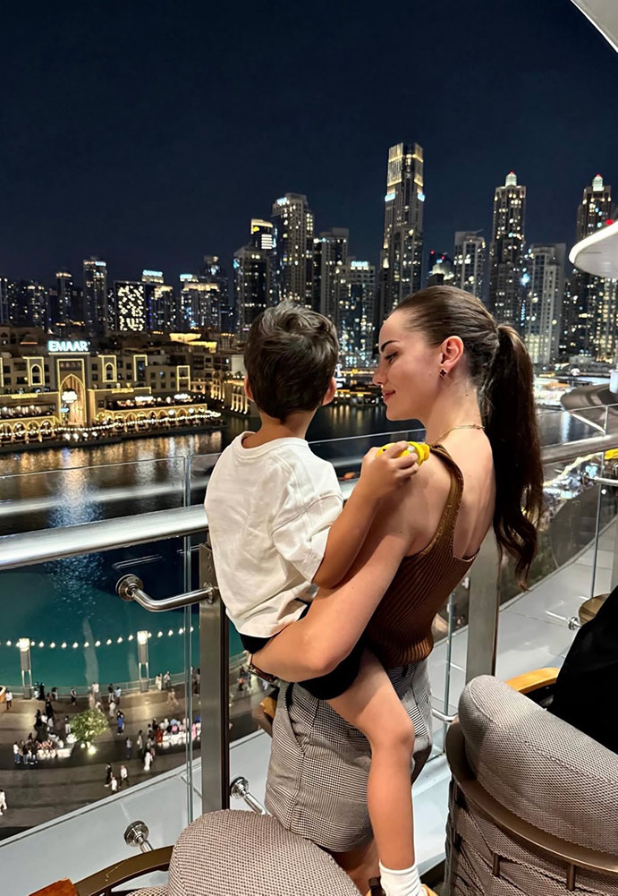 Fahriye Evcen Dubai'de