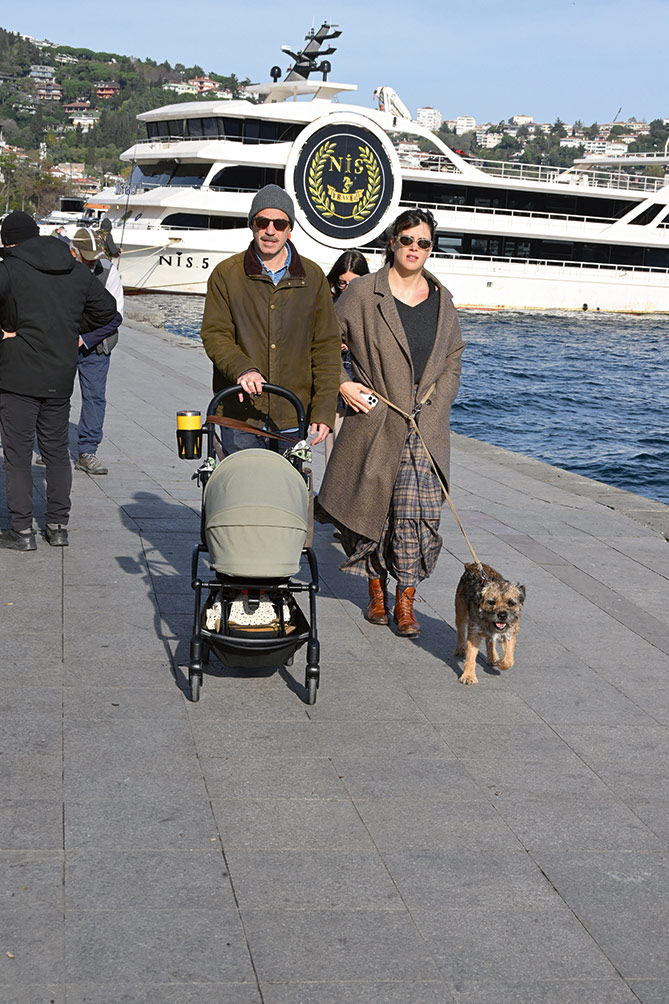 Şamdan Plus Objektifinden Caddelerde Ünlü İsimler