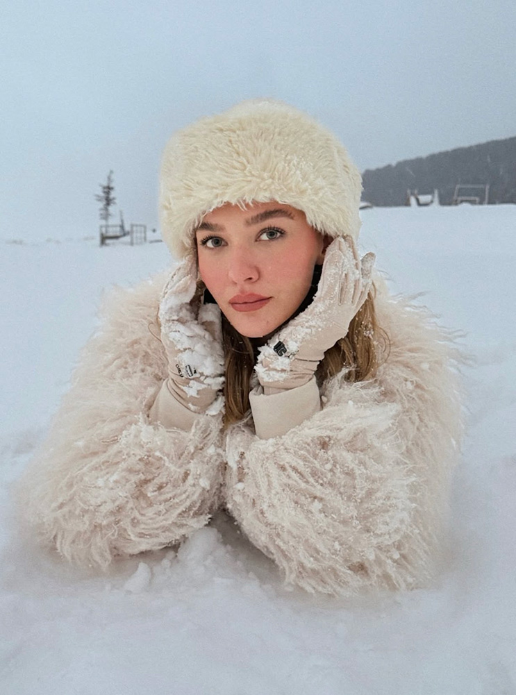 Melisa Döngel’den Kayak Tatilinden Kare