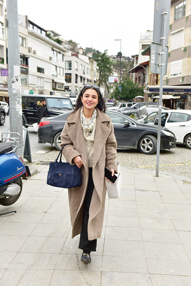 Şamdan Plus Objektifinden Caddelerde Ünlü İsimler