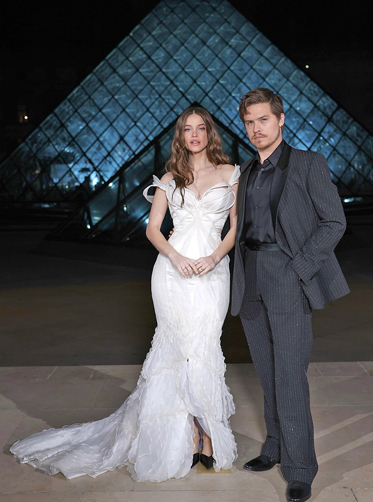 Paris Moda Haftası’nda Öne Çıkan Görünümler