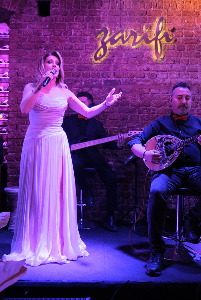 Göknur Onur’dan 25’inci Sanat Yılı Kutlaması