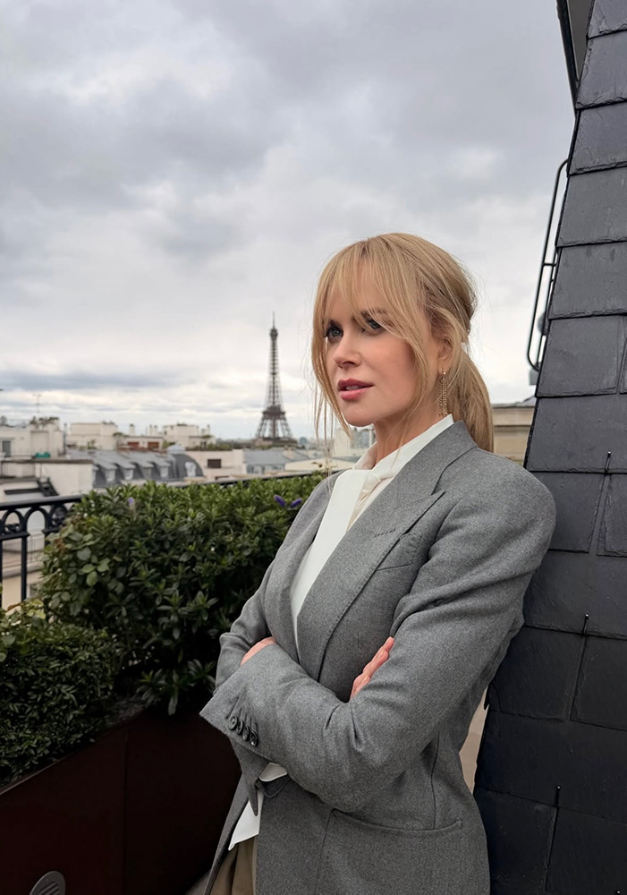 Nicole Kidman’dan Paris’te zamansız şıklık