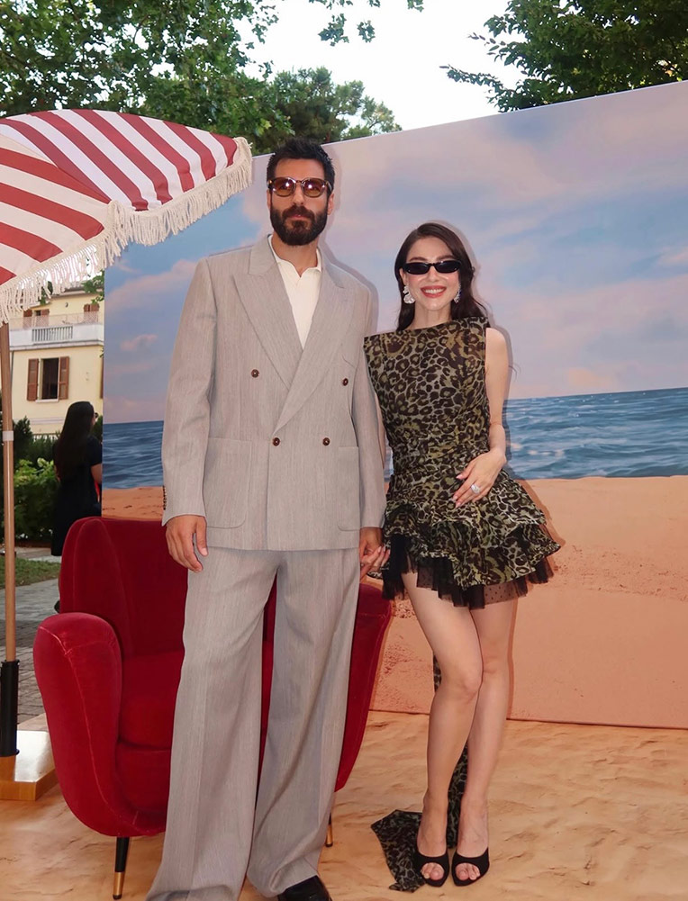Özge Gürel ve Serkan Çayoğlu, İtalya’da Kırmızı Halıda
