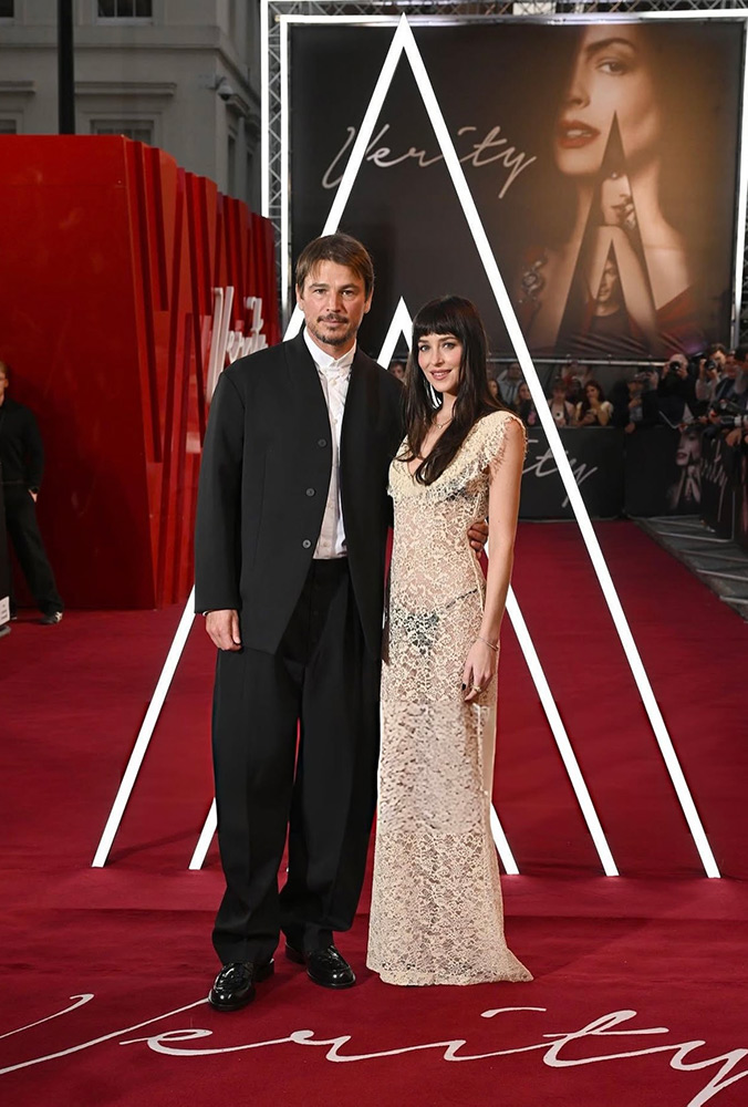 Dakota Johnson ve Josh Hartnett “Verity” Galasında
